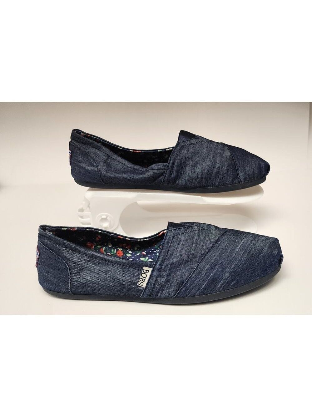 BOBS BY SKECKERS WOMEN'S CLASSIC SLIP-ON DENIM BLUE CASUAL FLAT SHOES SIZE 9.5